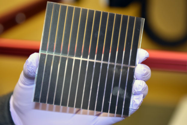 20180417-qi-perovsite-solar-cell-624x416