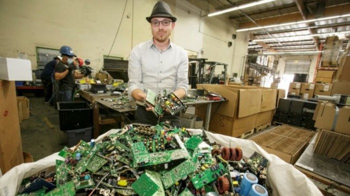 e-waste-Eric-Lundgren