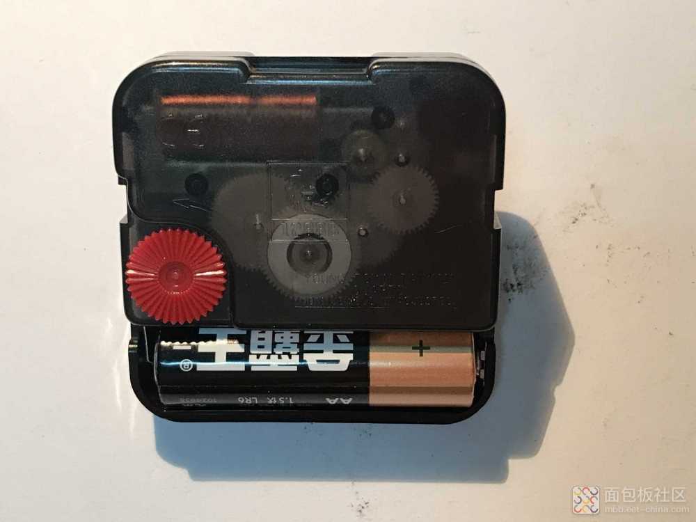 ..FAMILYFILES4TB.home.Drive.20250620修挂钟.再修理，再失败.IMG_3286.jpg