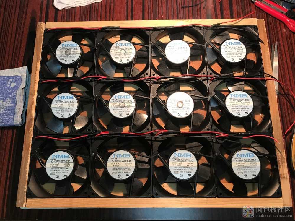 ..FAMILYFILES4TB.home.Drive.29年前的排风扇组装利用.IMG_3473.JPG