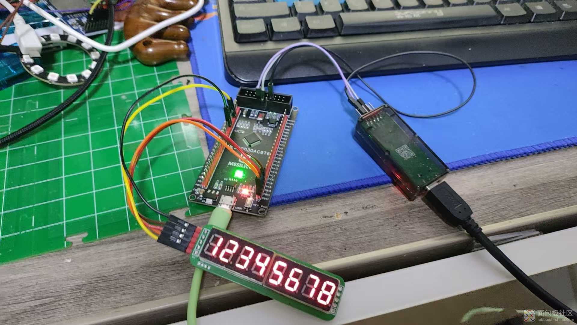 7e90c6b446171a970c0f6e2ddc41b6c.jpg
