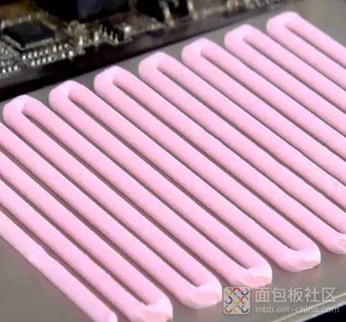 导热泥.jpg