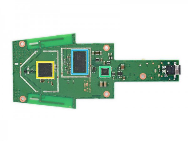 国外知名维修团队IFixit近日对Google Home进行了拆解评测。在整个拆解过程中，IFixit经历的唯一麻烦地方在于从设备的顶部外壳中移除电容式触控板，该触控板让Google Home具备触控功能，不过内部装备了非常多的胶带。Google Home的内部拆解非常的顺利，用户只需要T6和T8螺丝刀、一把镊子和IFixit团队销售的iOpener套件就能轻松完成拆解。需要注意的是Google Home的可维修得分要比亚马逊的Echo要高，后者为7分。