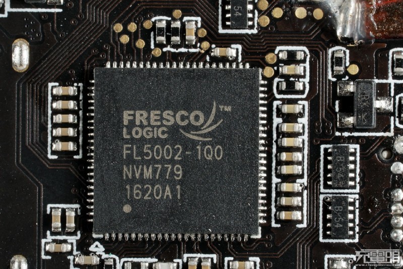 FRESCO的 FL5002   4接口usb3.1集线器，支持PD2.0，同时向下兼容USB3.0 2.0 1.1标准 。